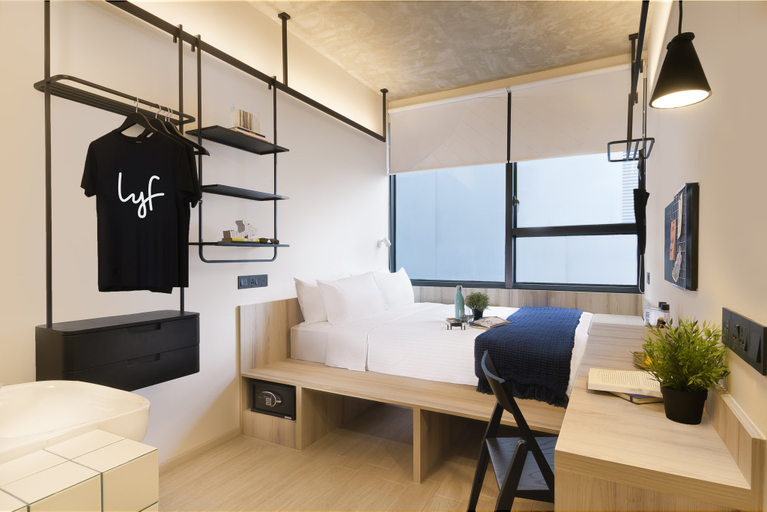 Bedroom 14