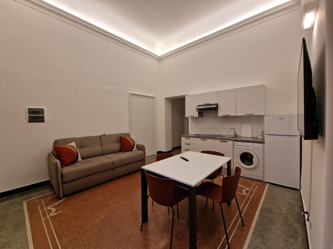 Others 5, Residenza Allegra, Genova