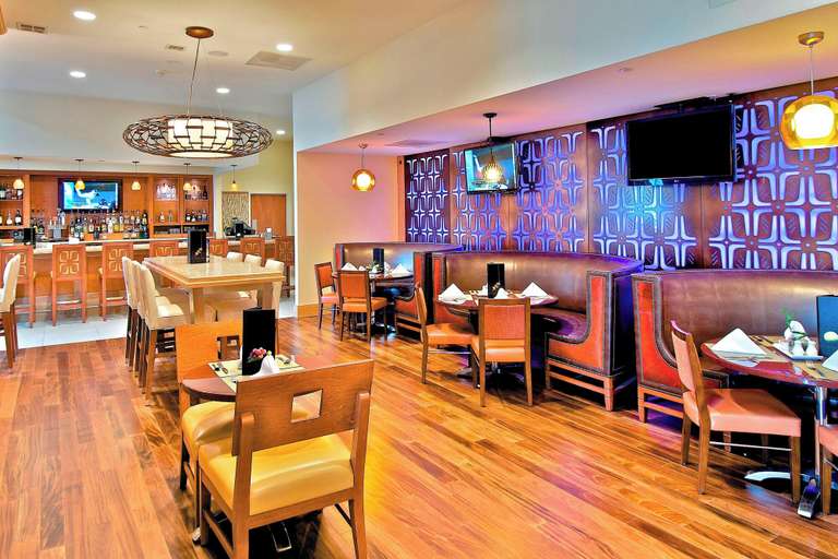 Food & Drinks 5, Marriott Anchorage Downtown, Anchorage