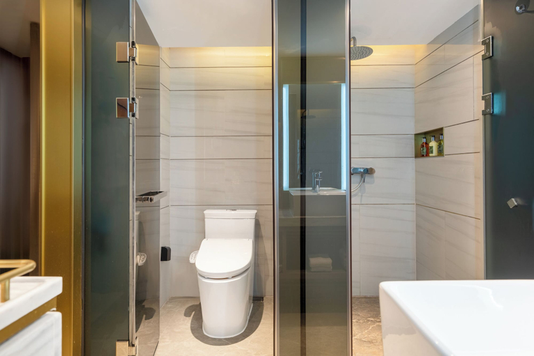 Bathroom 7