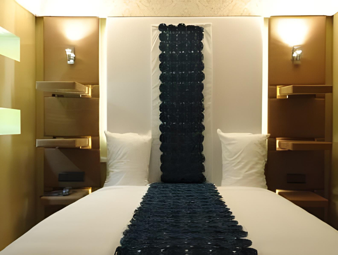 Bedroom 14