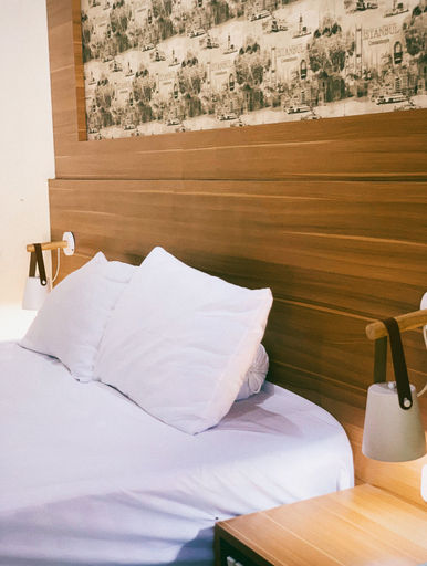 Bedroom 14