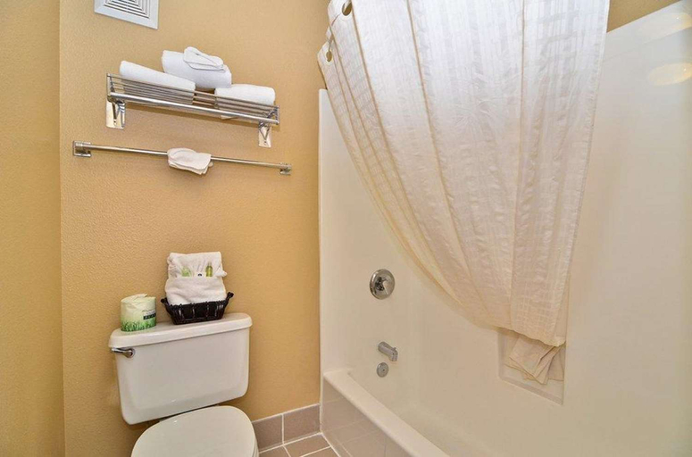 Bedroom 3, Best Western Fallon Inn & Suites, Fallon Naval Air Station, Churchill