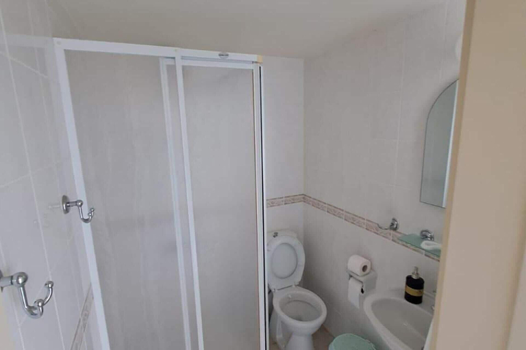 Bathroom, Penthouse-5 Guests-balcony-aircon-parking