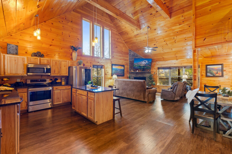 Food & Drinks 4, Whispering Pines Retreat By Ghosal Luxury Lodging, Sevier