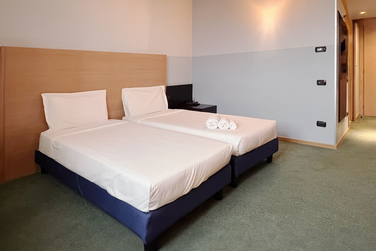 Bedroom 2, B&B Hotel Milano Cologno Studios, Milano