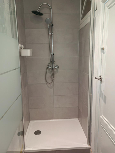 Bathroom 3, Le Jardin Cafe, Gironde