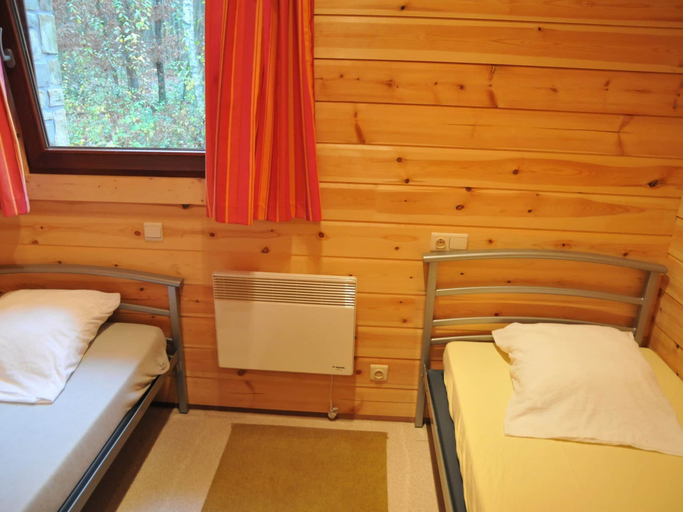 Bedroom 2, Chalet in Belgium With Cozy Wood Interior, Namur