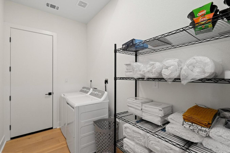 Bedroom 3, White Dove Pool House- Modern Luxury 4br Home Near Lake Travis Wpool, Travis