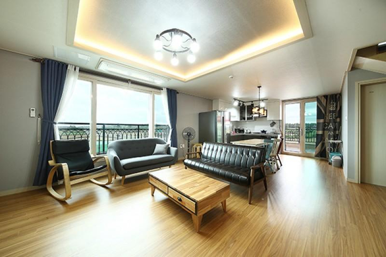 Others 3, Jeju Baramibunda (Woljeongri Branch) Pension, Jeju