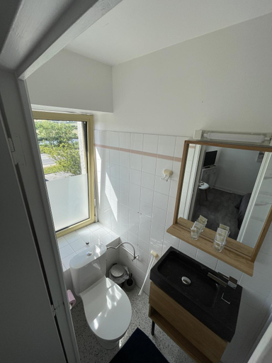 Bathroom 5, Treas Glaz Chambre d hotes, Finistère