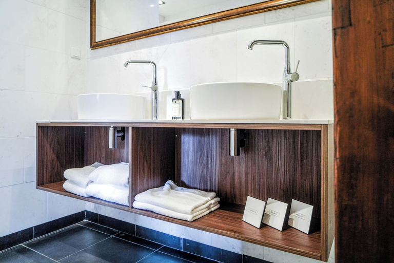 Bathroom 5, Central Park Voorburg, Leidschendam-Voorburg