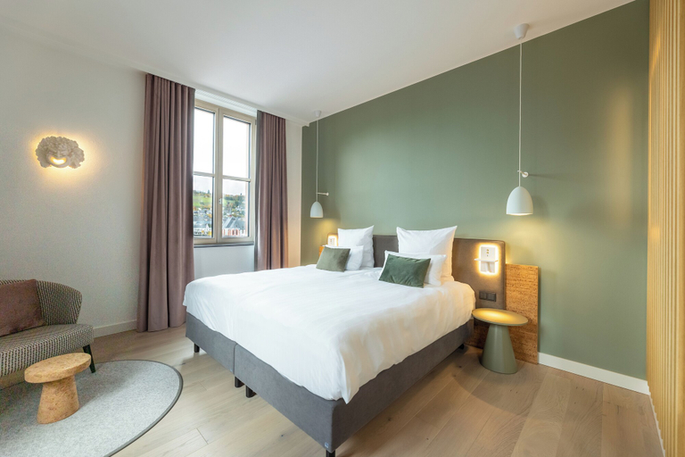 Bedroom 3, DEINHARD's, Bernkastel-Wittlich