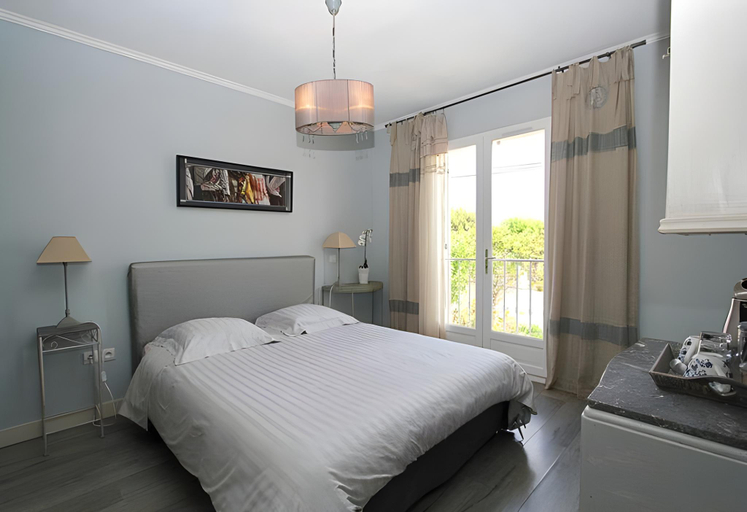 Bedroom 2, le clos du jas, Bouches-du-Rhône