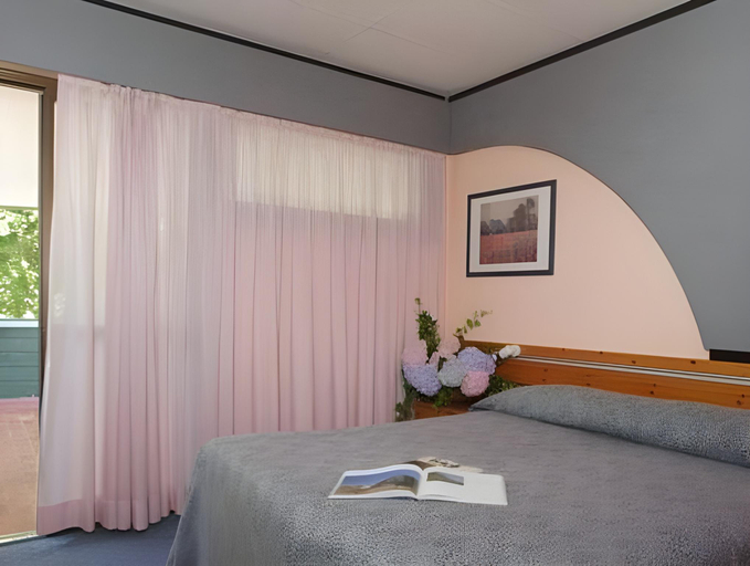 Bedroom 9