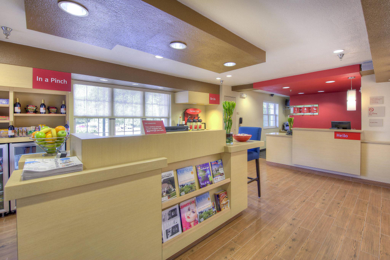 Public Area, TownePlace Suites by Marriott Raleigh Cary-Weston Parkway, Wake