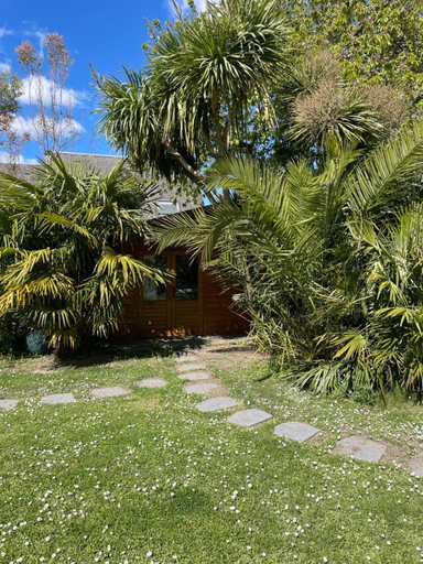 Others 2, Chalet dans jardin privatif, Calvados