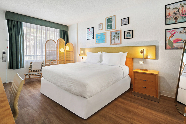Bedroom 3, Palm Tree Club Miami Hotel, Miami-Dade
