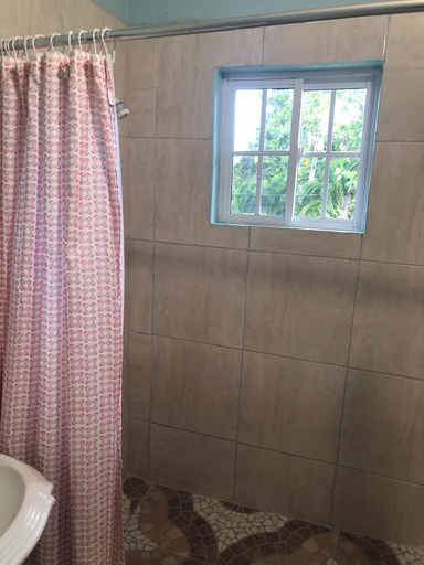 Bathroom 4, Negril Beachside