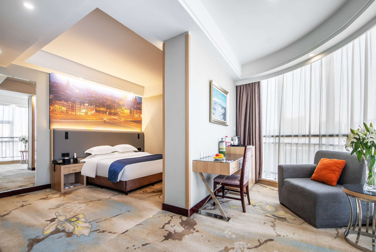 Bedroom 9