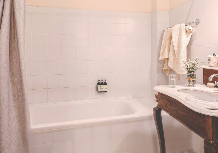 Bathroom 4, Yesterday Hotel, Muang Chiang Mai