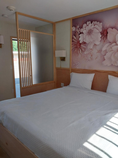 Bedroom 16