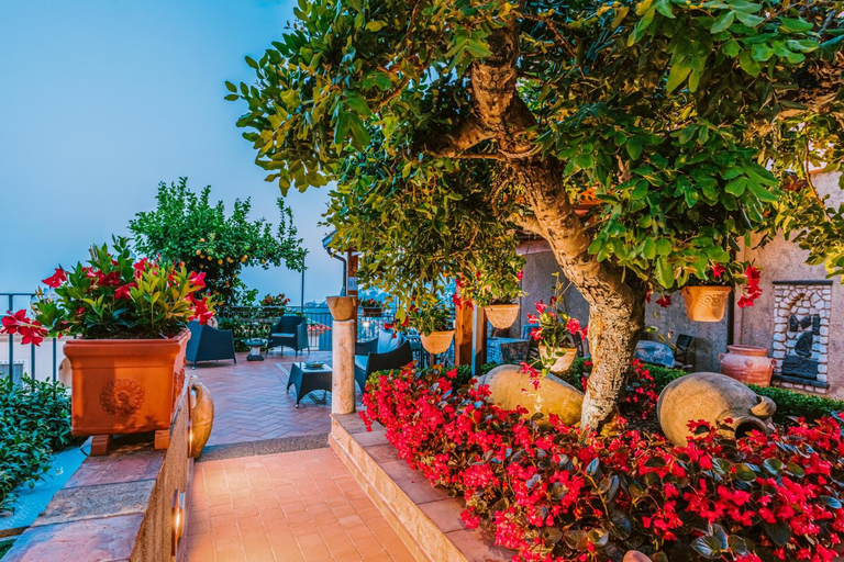 Others 4, B&B IL CORTILE, Salerno