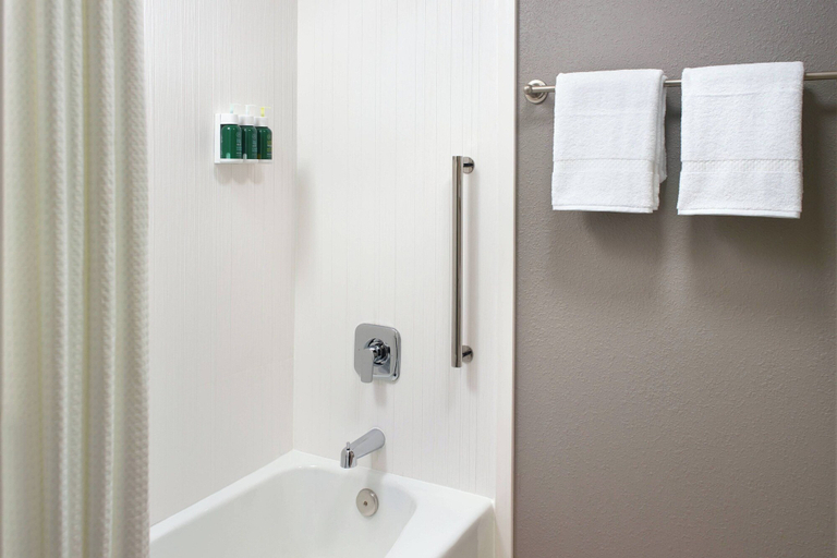 Bathroom 5, Courtyard by Marriott Nashville Airport, Davidson