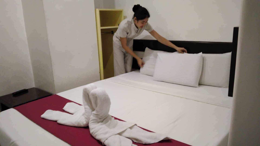 Bedroom 25