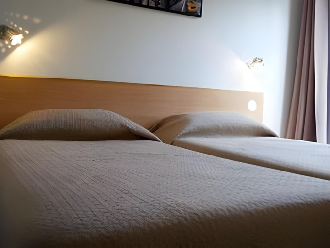 Bedroom 9