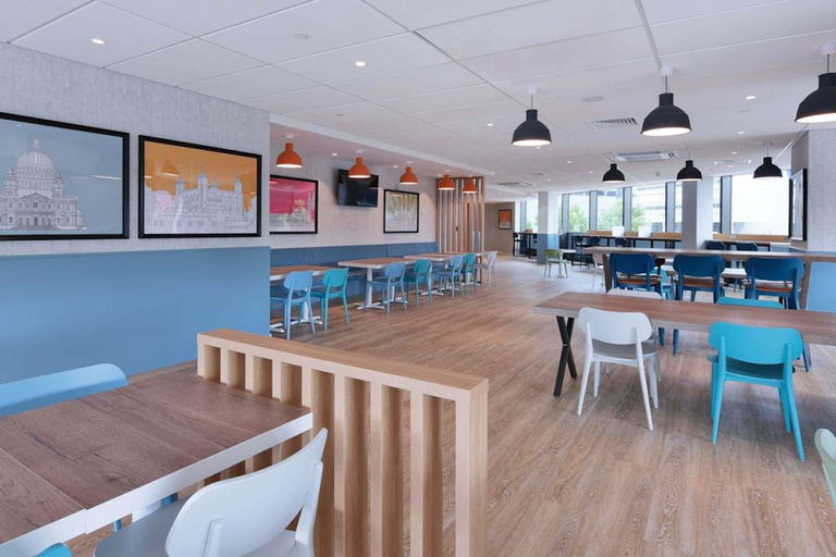 Food & Drinks, Travelodge London Docklands Central, London