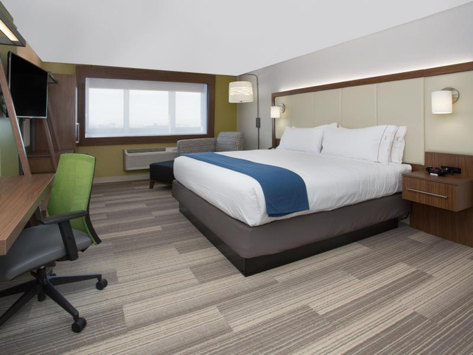 Bedroom 3, Staybridge Suites Corona South by IHG, Riverside