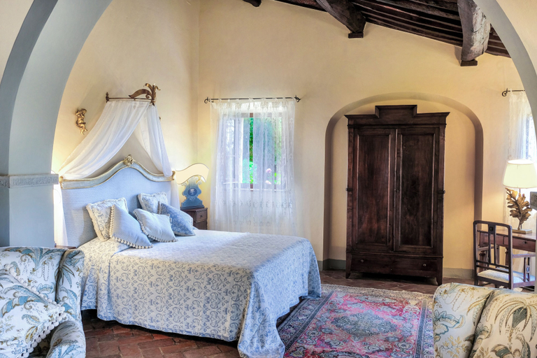 Bedroom 9