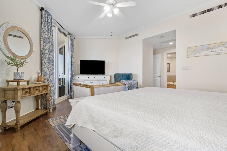 Bedroom 3, Lost Key A505, Escambia