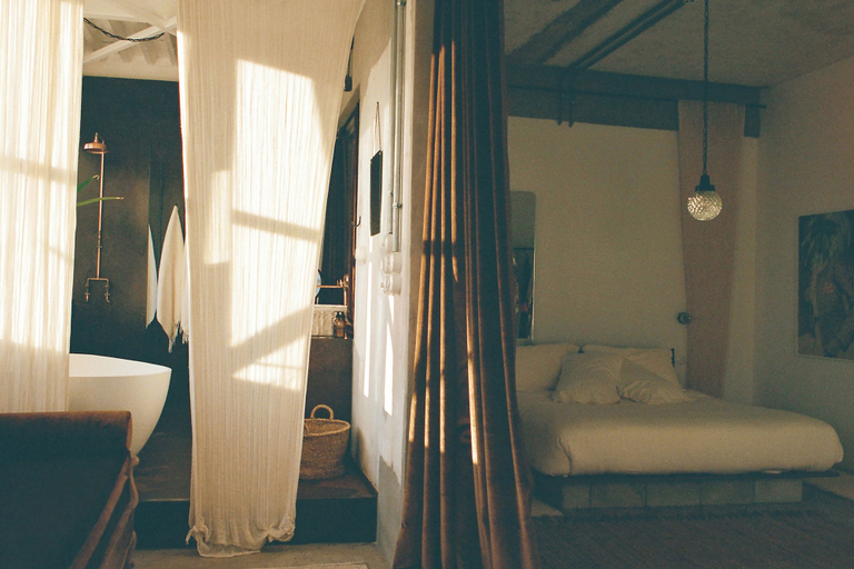 Bedroom 5, Mona Athens., Attica