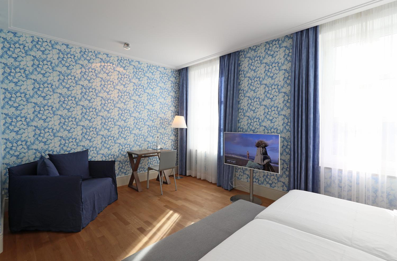 Bedroom 14