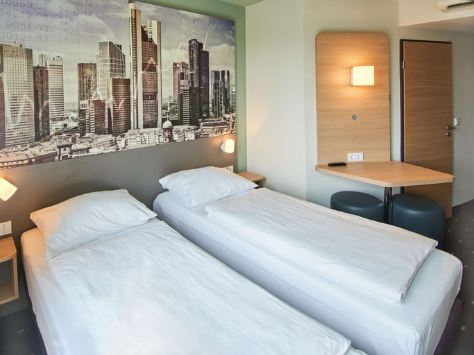 Bedroom 6