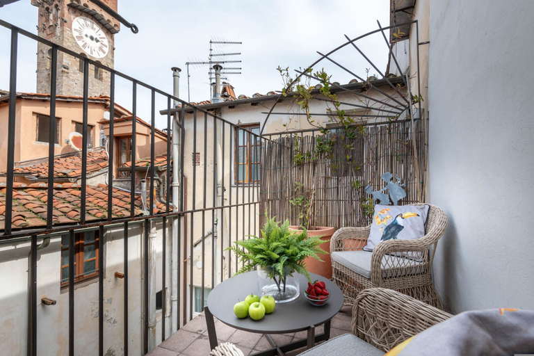 Room 2, Clocktower Penthouse, Lucca