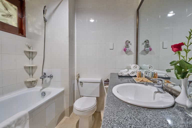 Bathroom 4