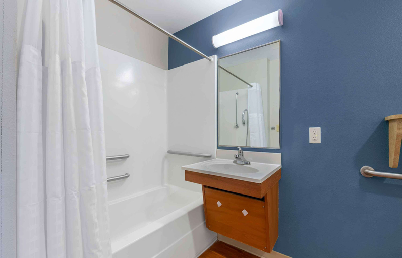 Bathroom 4, Extended Stay America Select Suites - Jacksonville - North, Duval