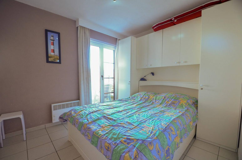 Bedroom 5, Apartment Oostduinkerke Near Beach and Dunes, West-Vlaanderen