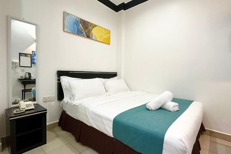 Bedroom 14