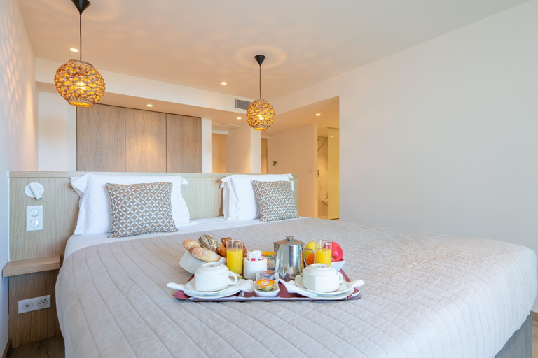 Bedroom 2, Hotel La Plage, Var