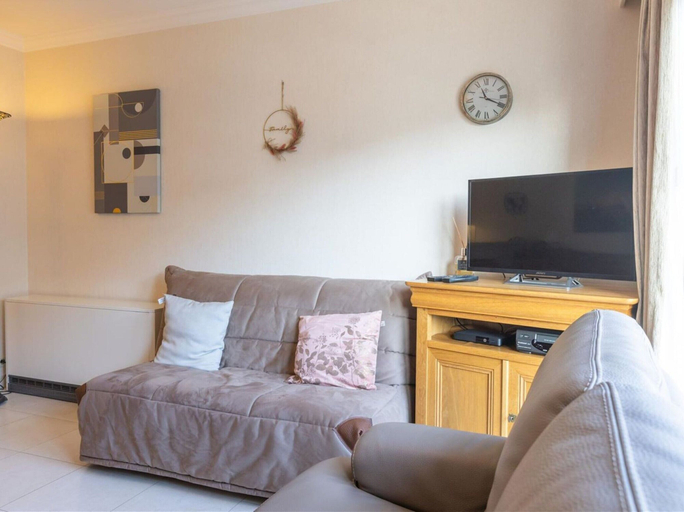 Bedroom 2, Apartment in Middelkerke Near Sandy Beach, West-Vlaanderen