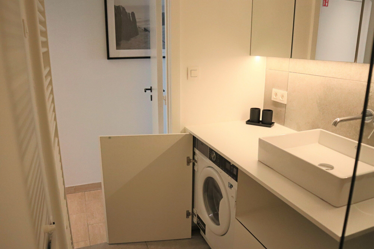 Others 5, Apartment in Belgium Near the Seaside, West-Vlaanderen