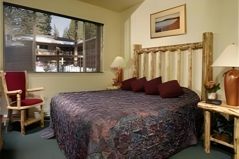 Bedroom 12