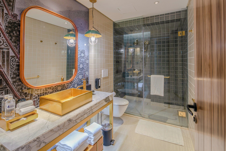 Bathroom 9