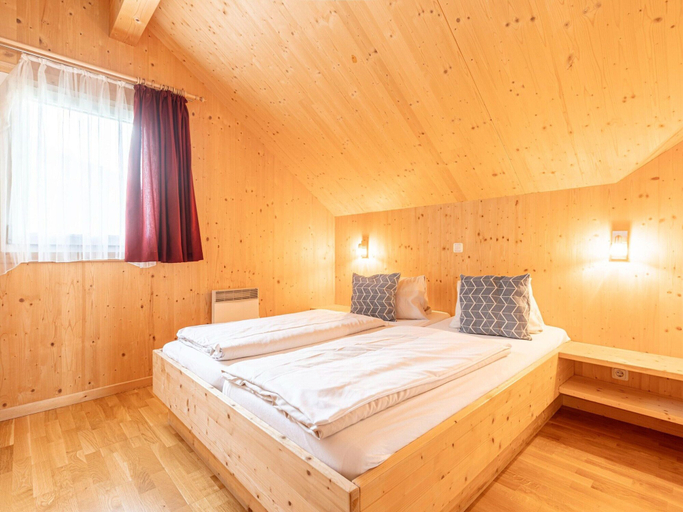 Bedroom 3, Luxurious Chalet in Murau with Outside Hot Tub, Murau