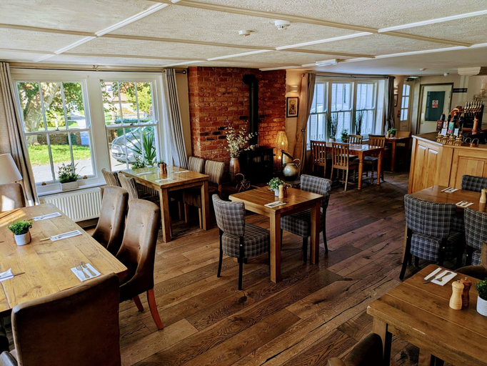 Food & Drinks 5, The Ship Inn, Kent