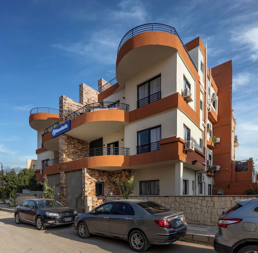 Exterior & Views 2, Travelholic Residence Golden Gates, Qasr an-Nil
